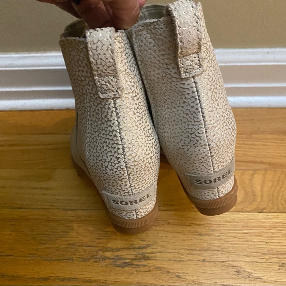 Sorel Women's Joan of Arctic Wedge II Chelsea Ankle Boots - Picture 5 of 7
